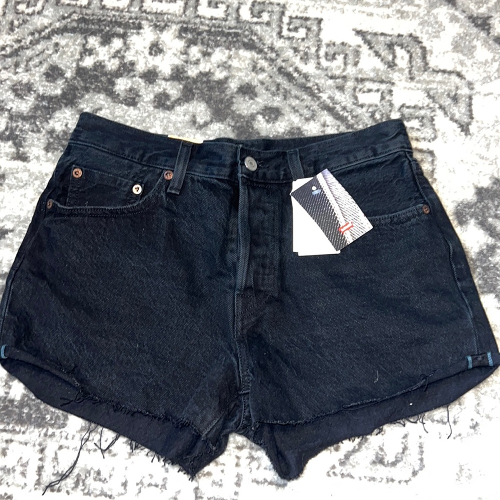 New Black Levi’s Jean Shorts